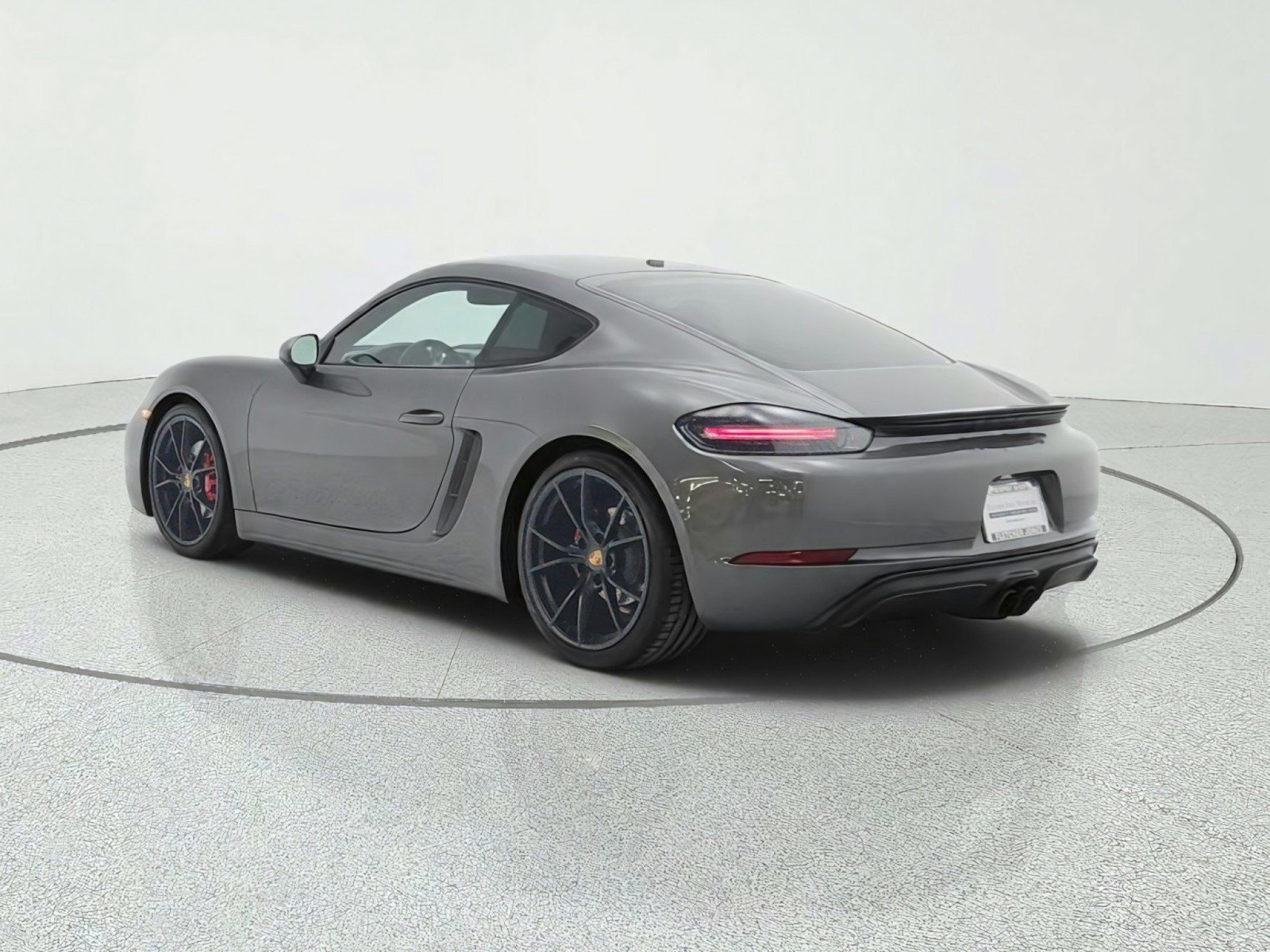 Used 2019 Porsche 718 Cayman GTS RWD image 7