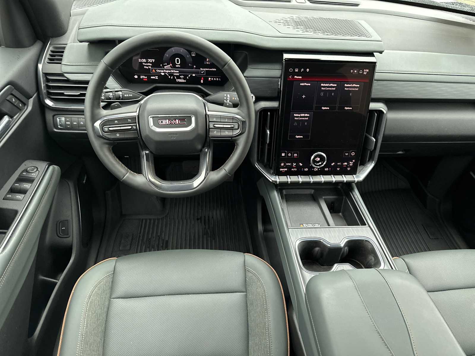 Used 2025 GMC Acadia AT4 w/ LPO, Floor Liner Package AWD/4WD image 13