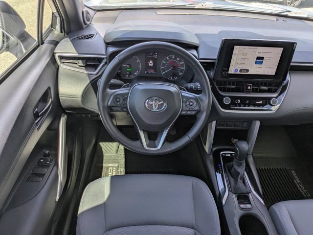Used 2023 Toyota Corolla Cross AWD Hybrid w/ Moonroof Package image 15