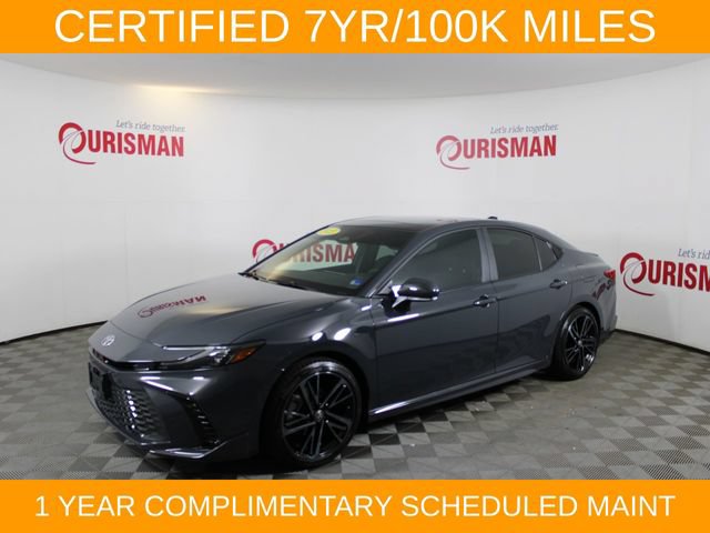 Used 2025 Toyota Camry XSE FWD image 2
