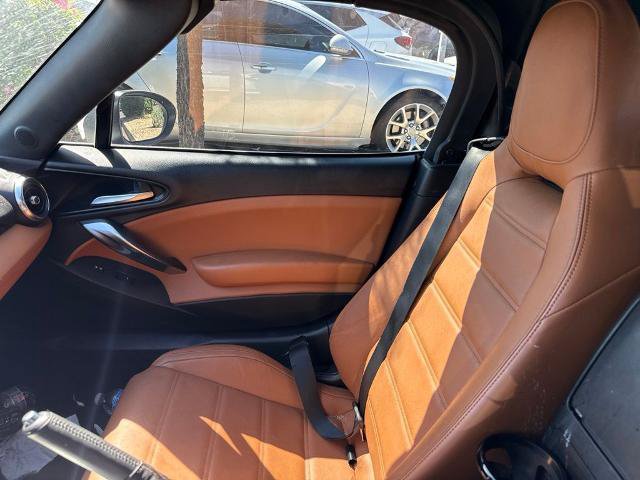 Used 2018 FIAT 124 Spider Lusso RWD image 12