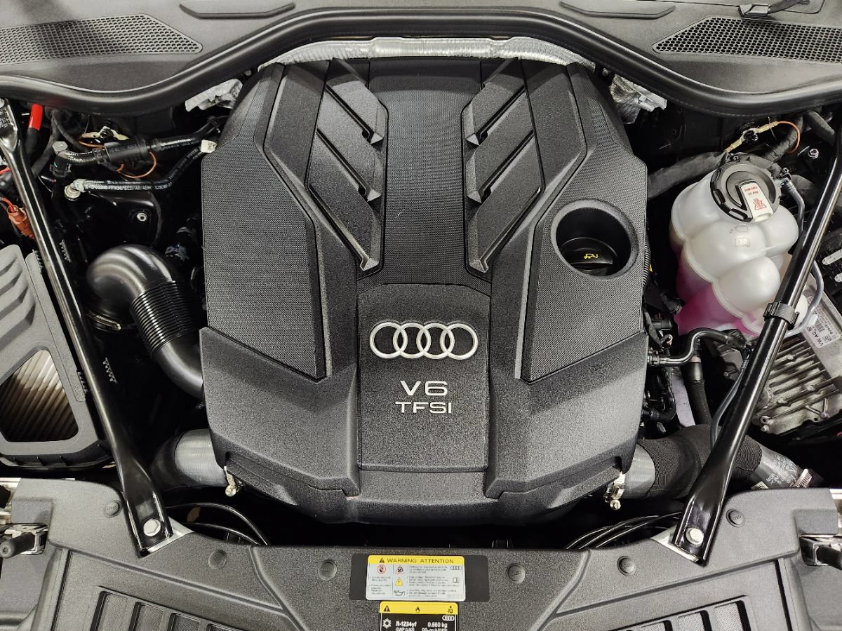 Used 2025 Audi A8 L 3.0T AWD/4WD image 52