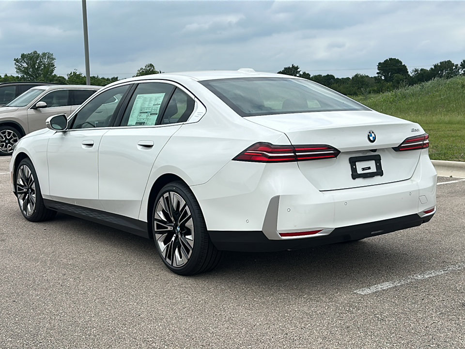 New 2026 BMW 530i w/ Premium Package RWD image 6