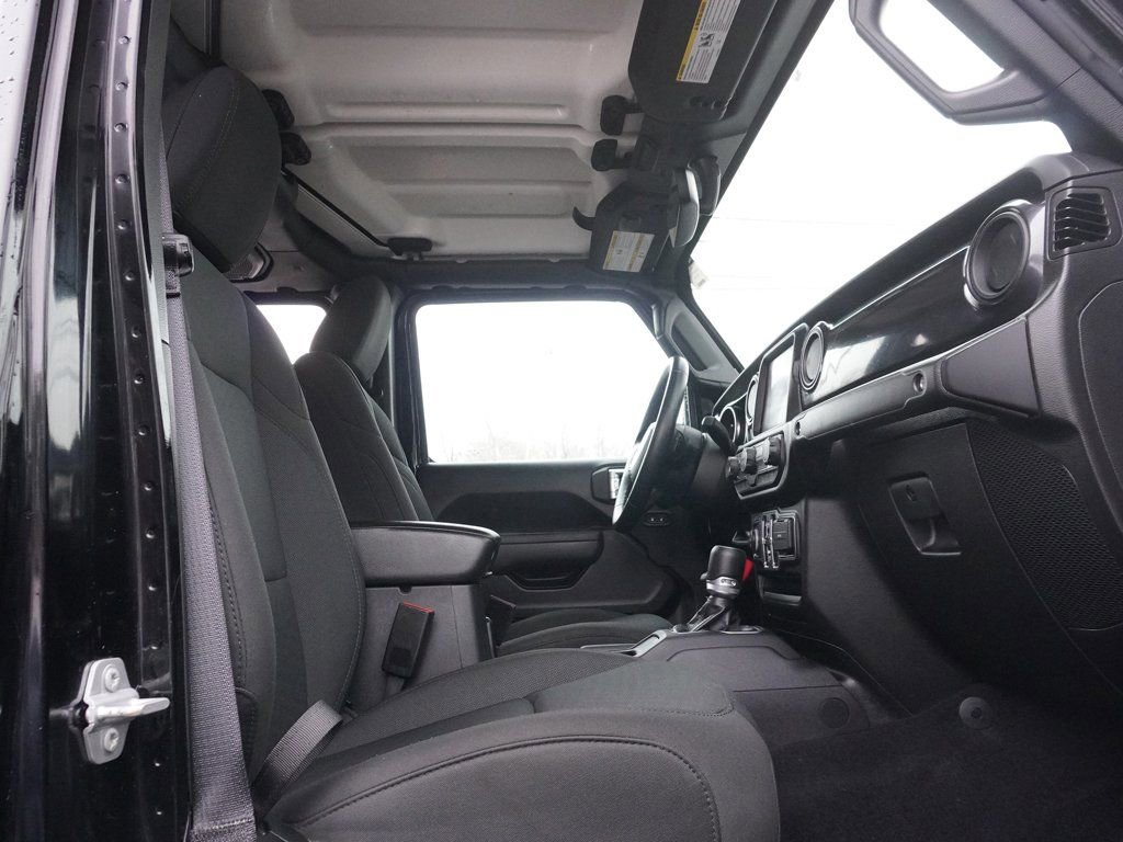 Used 2022 Jeep Gladiator Sport image 28