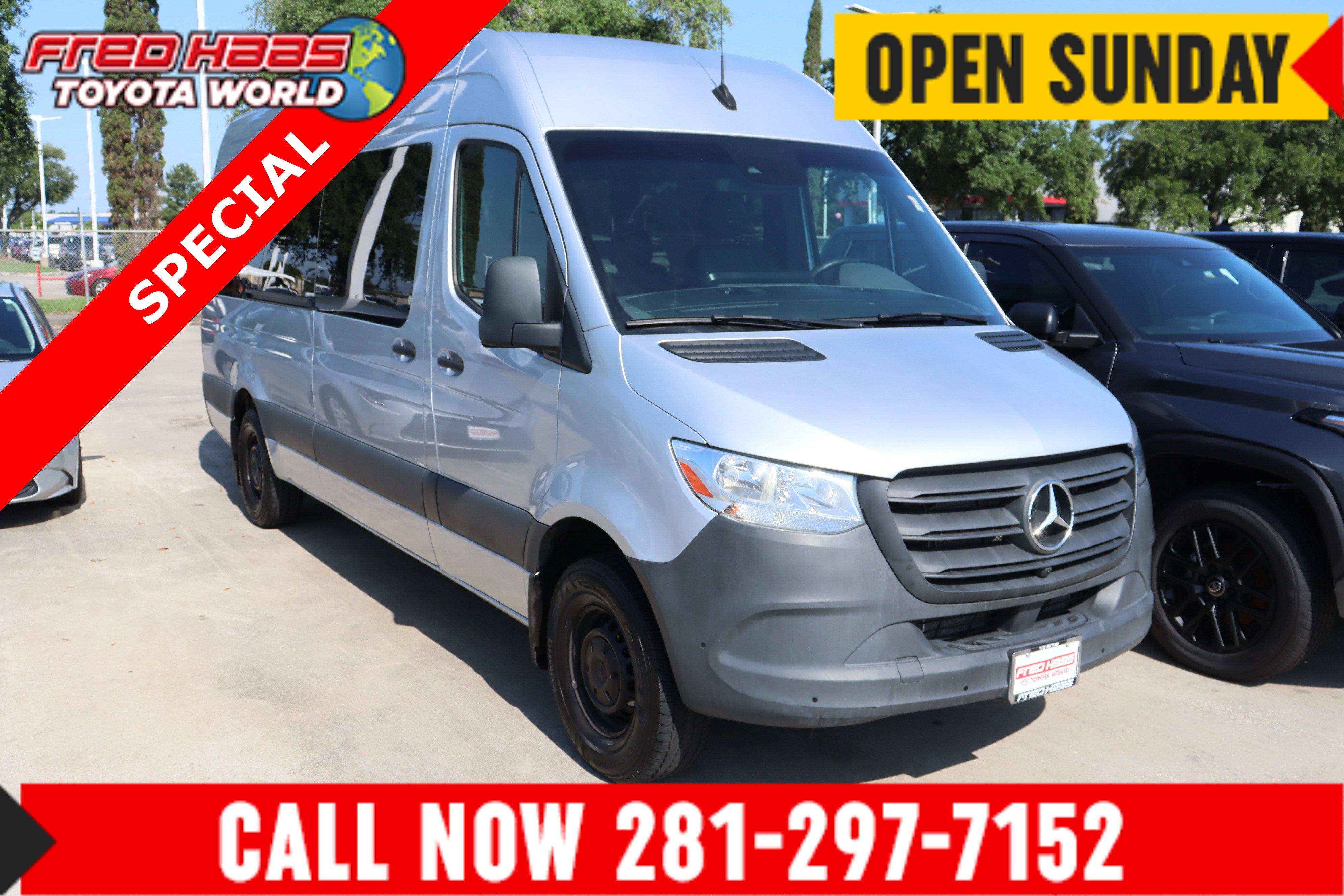 Used 2024 Mercedes-Benz Sprinter 2500 image 1