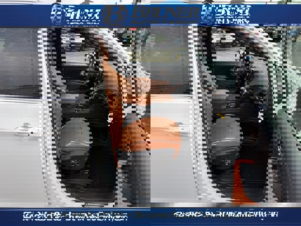 New 2026 Chrysler Pacifica Pinnacle image 15