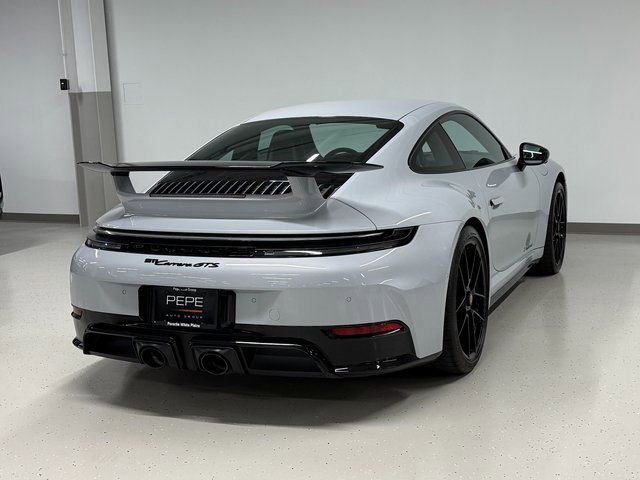 Certified 2025 Porsche 911 Carrera GTS image 7