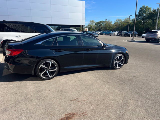 Used 2019 Honda Accord Sport image 3