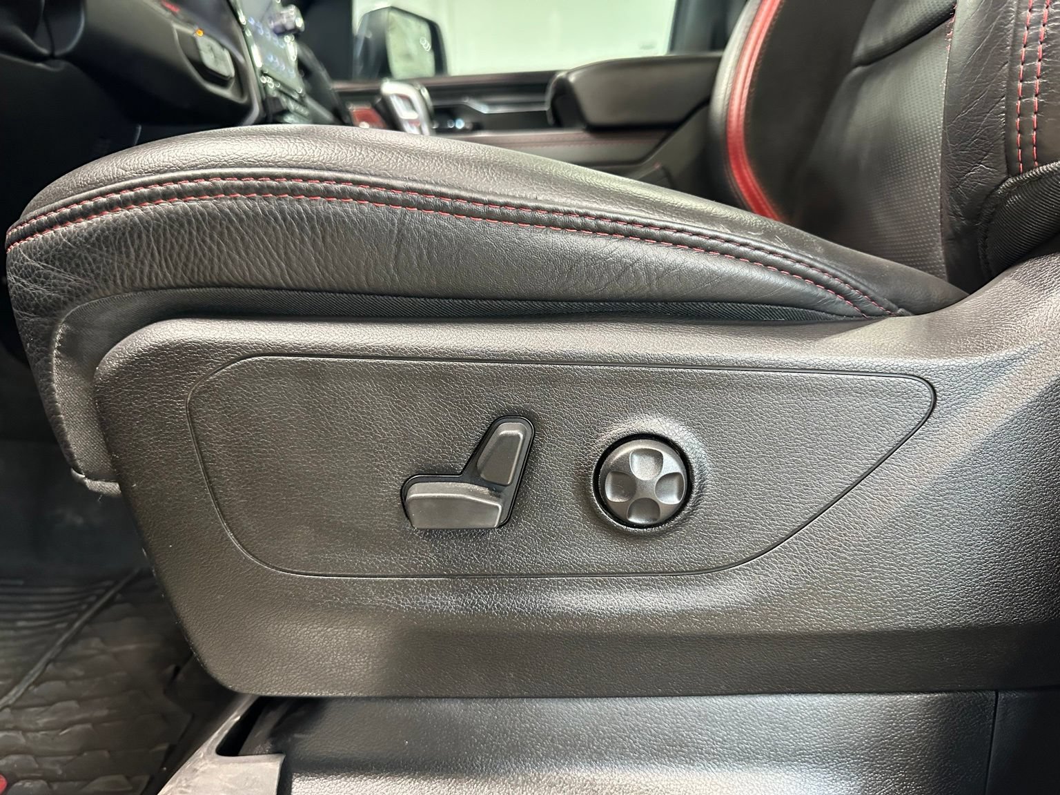 Used 2021 RAM 1500 TRX w/ TRX Lanuch Edition AWD/4WD image 16