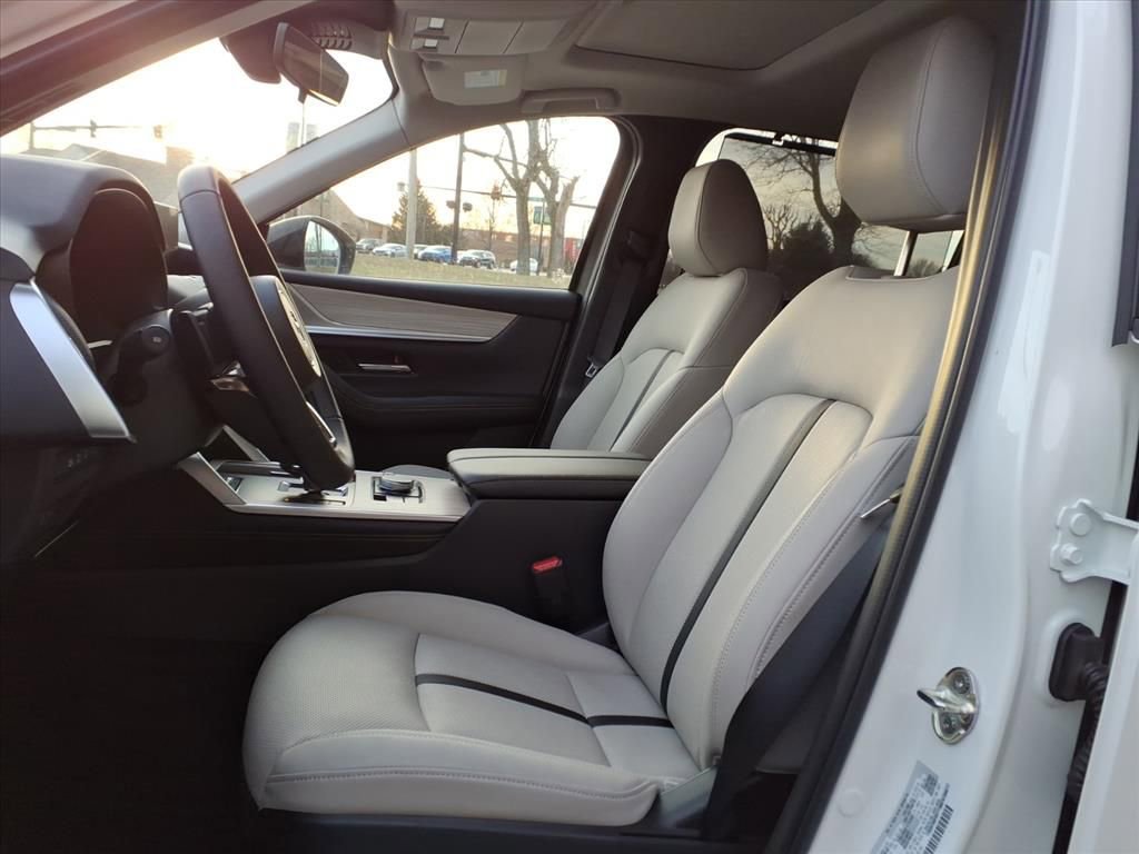 New 2026 MAZDA CX-70 3.3 Turbo w/ Preferred Package image 12
