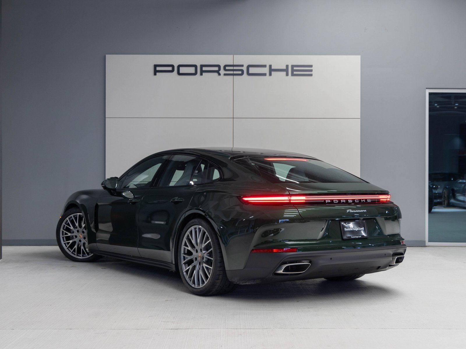Certified 2026 Porsche Panamera RWD image 3