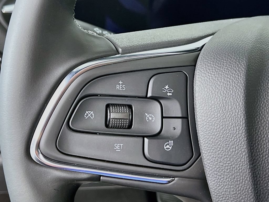 New 2025 Buick Envista Sport Touring FWD image 9