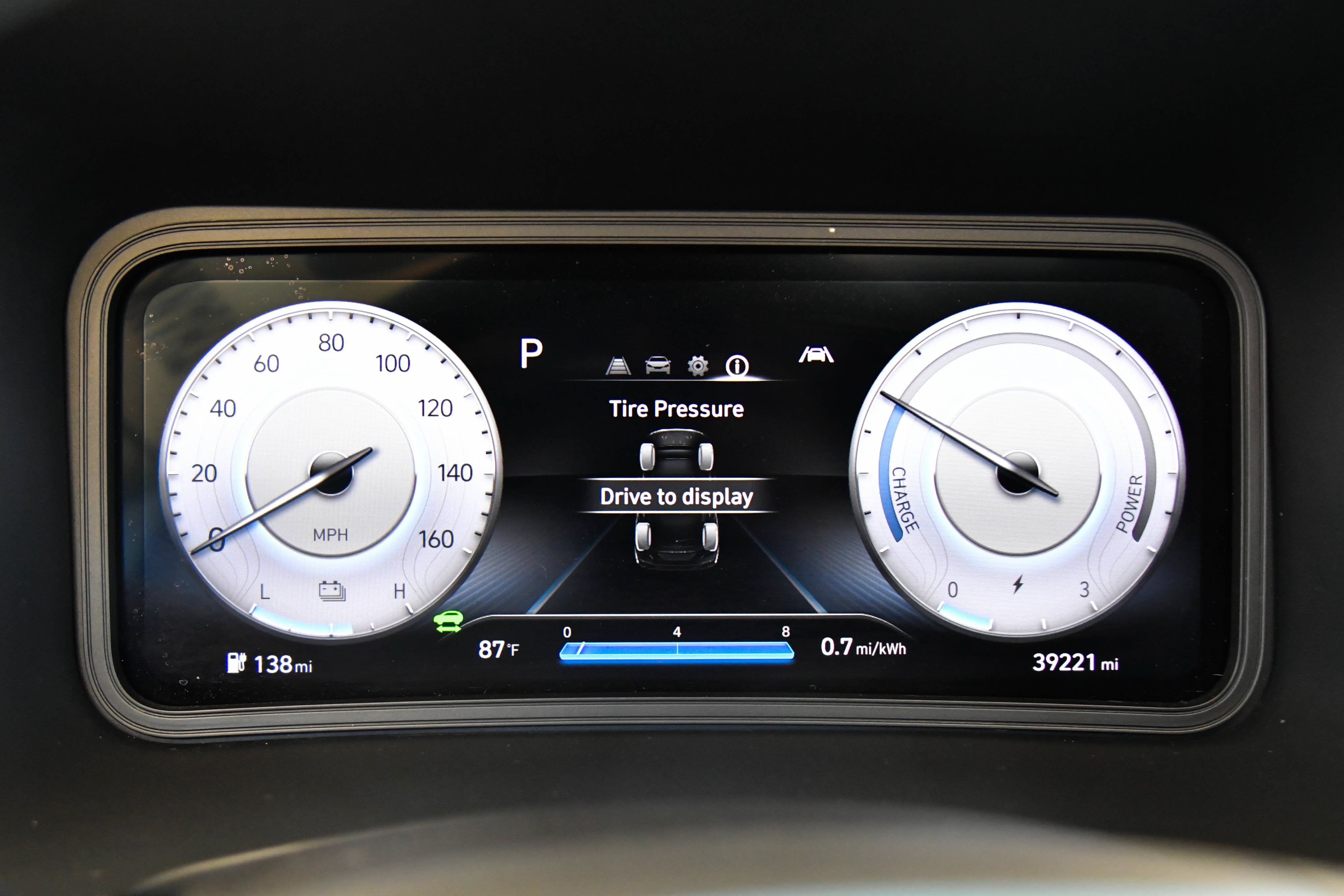Used 2023 Hyundai Kona SE w/ Cargo Package FWD image 28