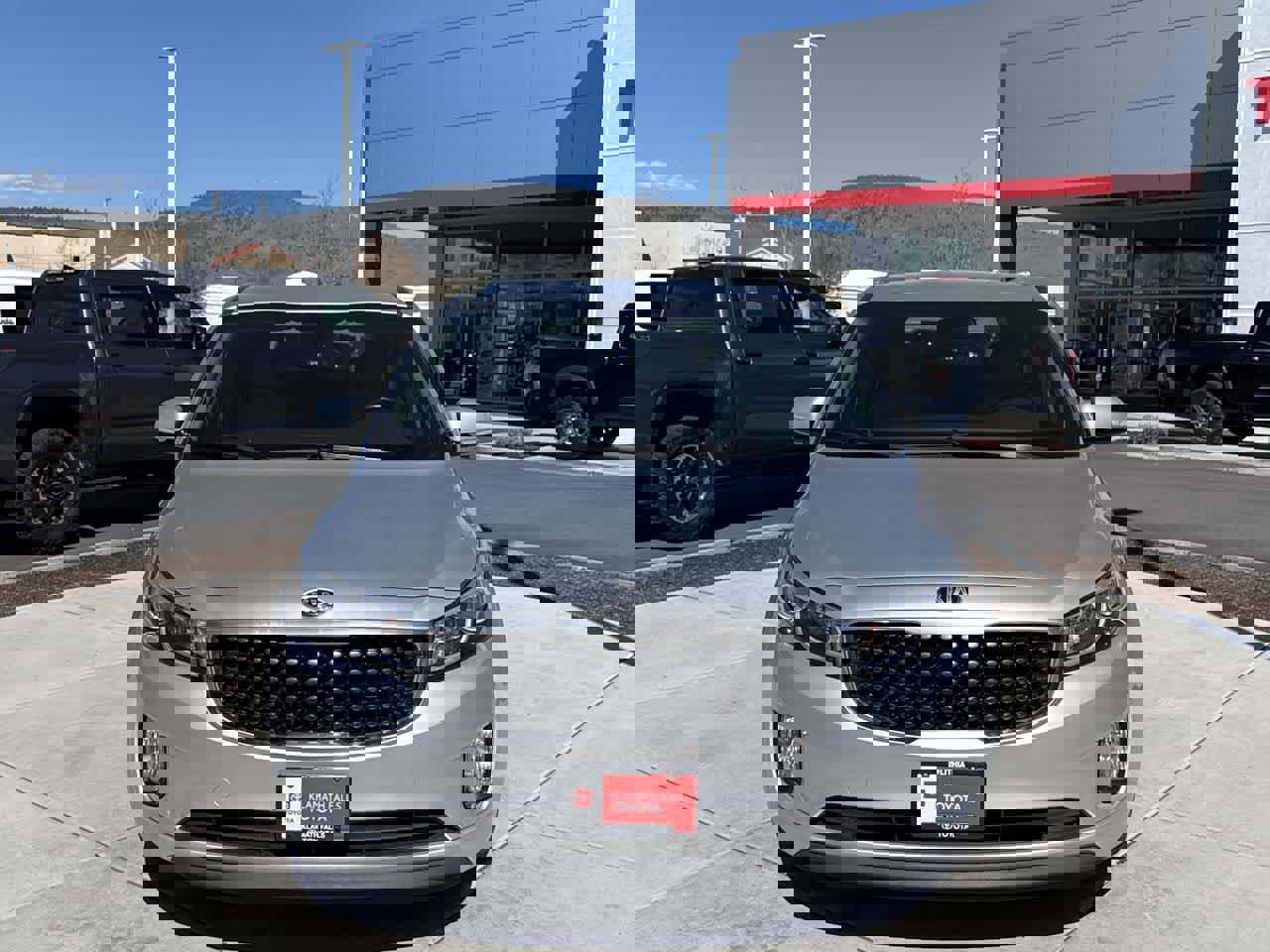 Used 2016 Kia Sedona EX image 3