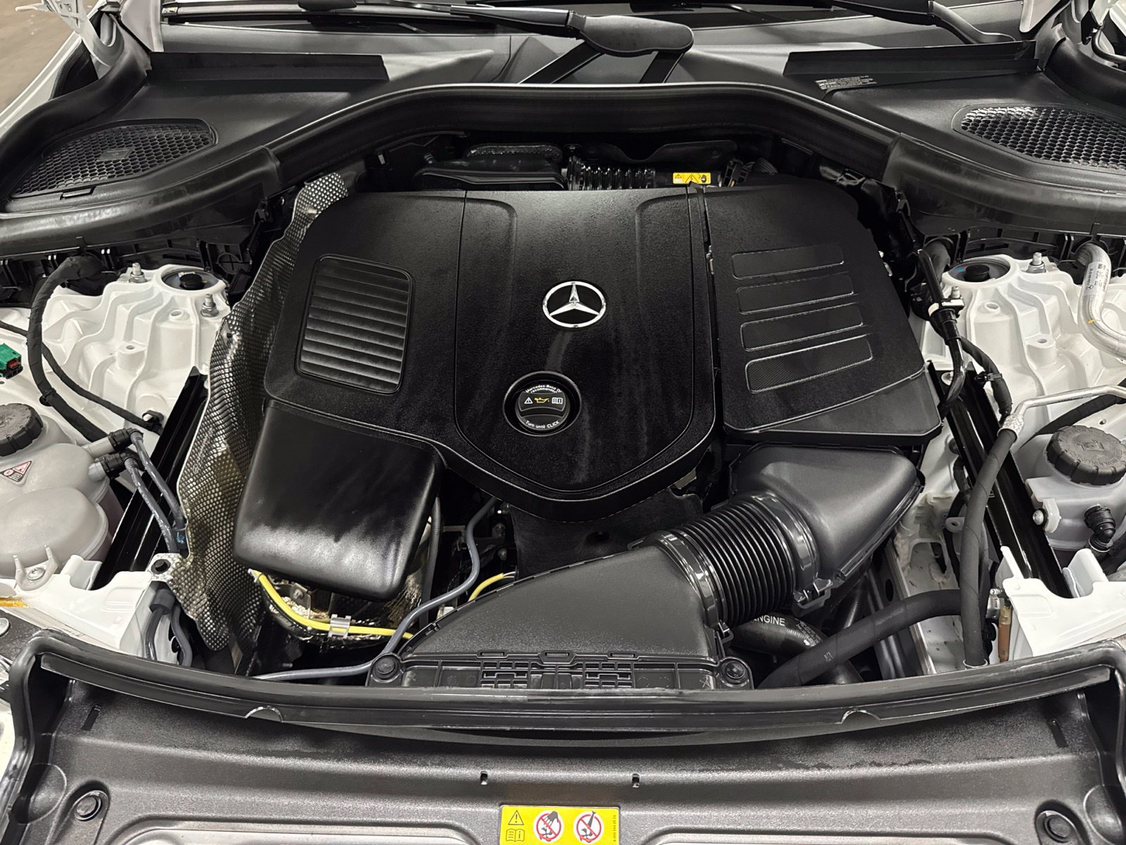 Certified 2025 Mercedes-Benz GLC 350e 4MATIC image 39