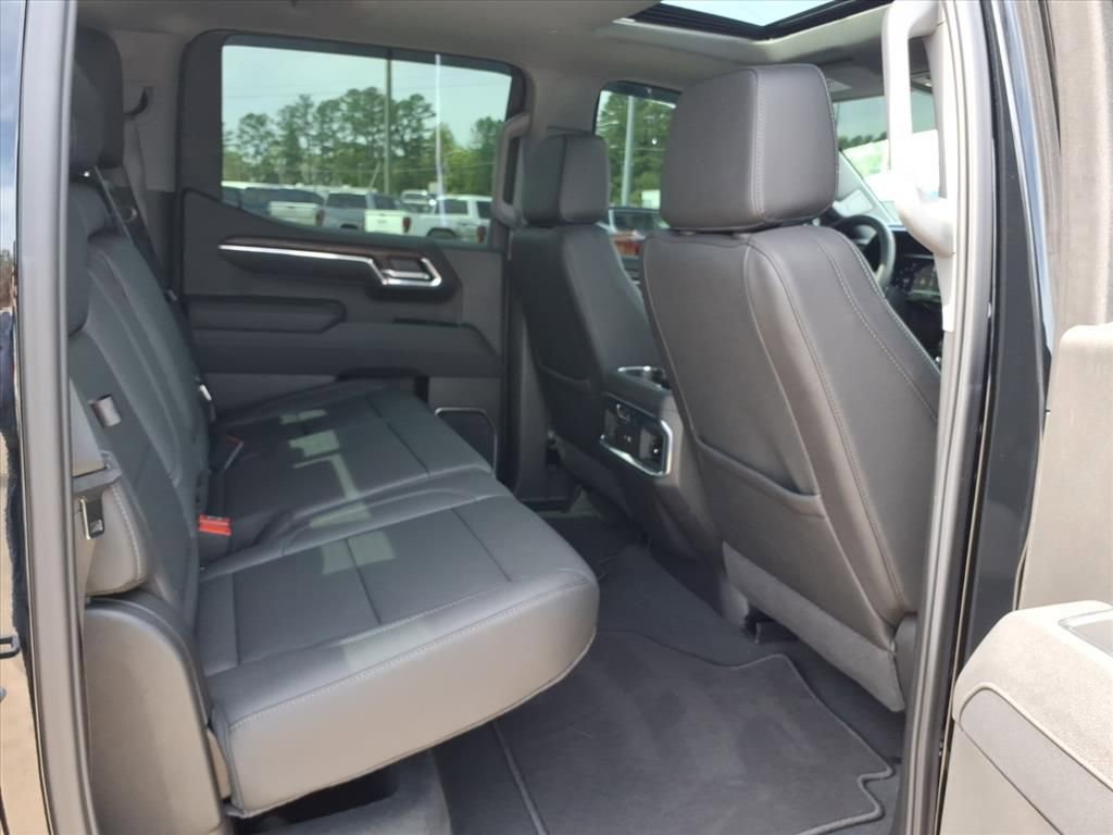 Used 2025 GMC Sierra 1500 SLT w/ SLT Premium Plus Package image 13
