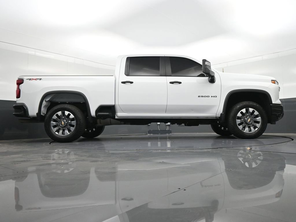 Used 2024 Chevrolet Silverado 2500 Custom w/ Custom Value Package AWD/4WD image 32