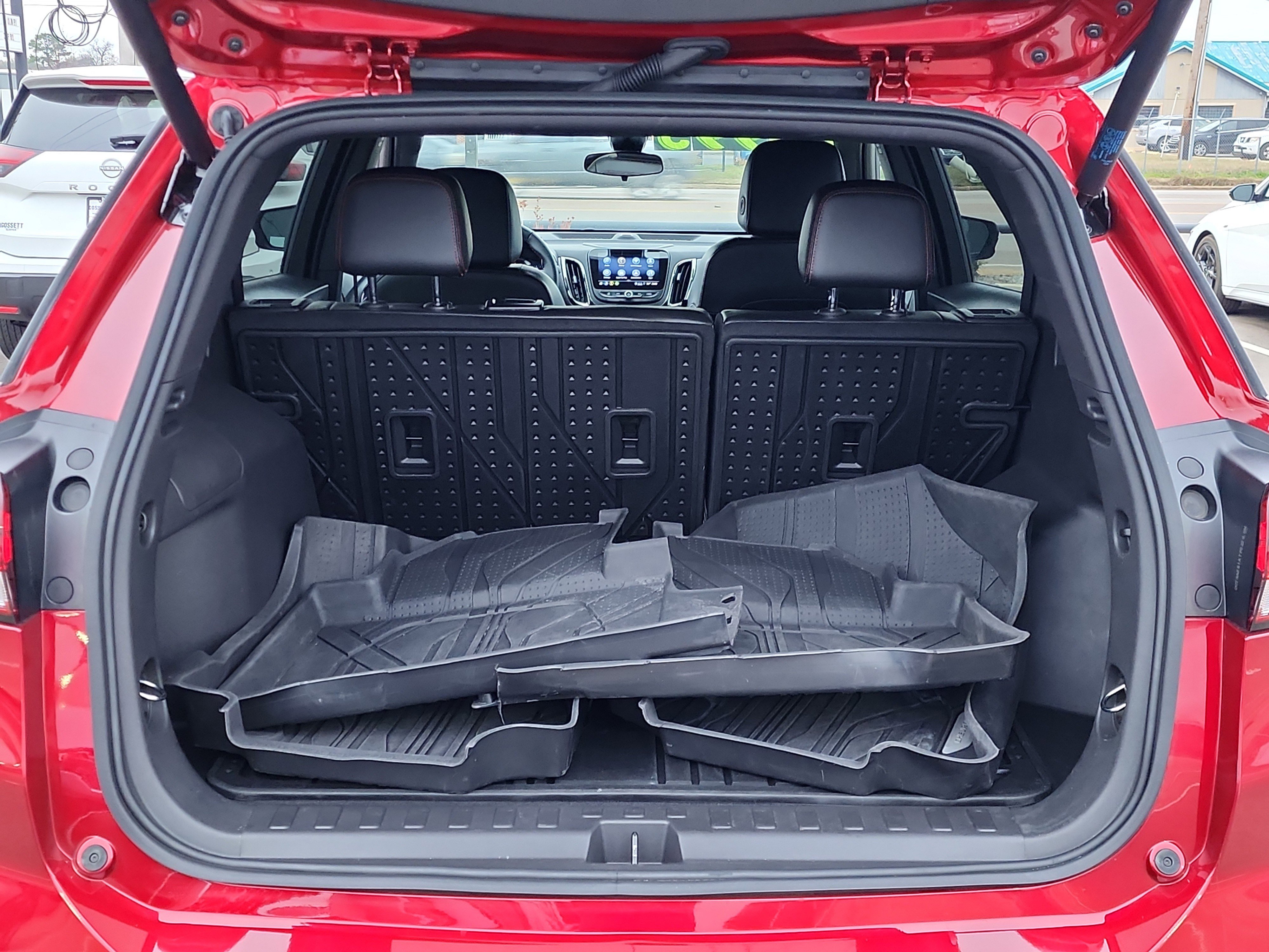 Used 2024 Chevrolet Equinox RS w/ RS Leather Package image 4