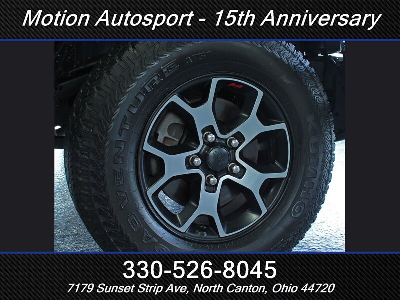 Used 2018 Jeep Wrangler Unlimited Rubicon w/ Dual Top Group AWD/4WD image 38
