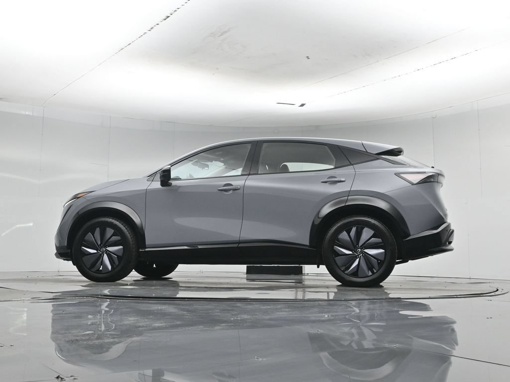 Used 2023 Nissan Ariya AWD image 54