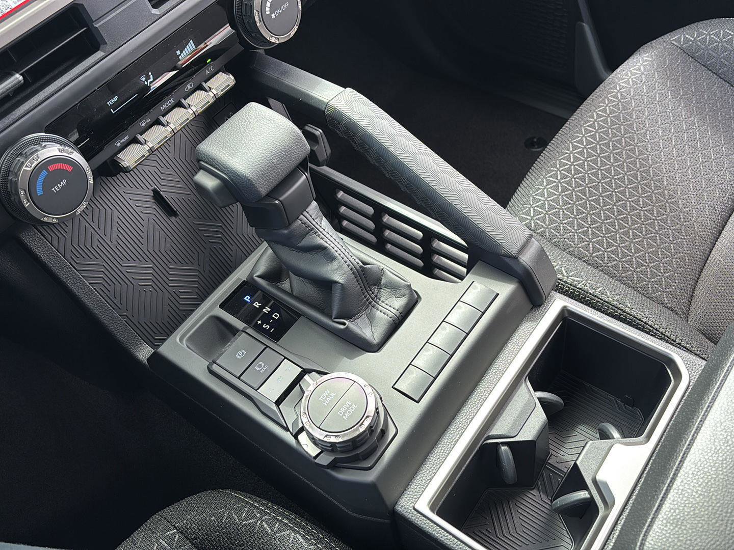 New 2026 Toyota 4Runner SR5 AWD/4WD image 26