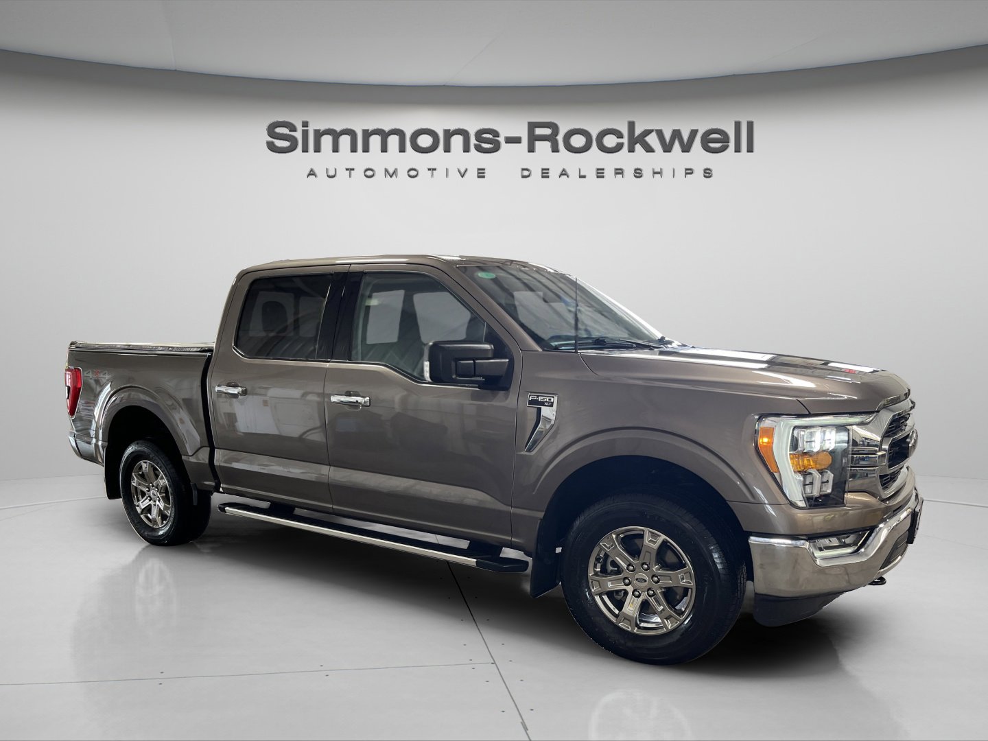 Used 2023 Ford F150 XLT w/ Equipment Group 302A High AWD/4WD image 4