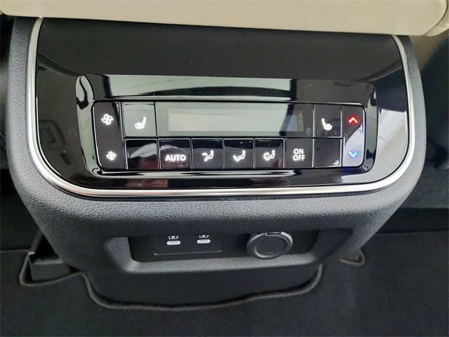 New 2026 Nissan Armada Platinum Reserve image 36