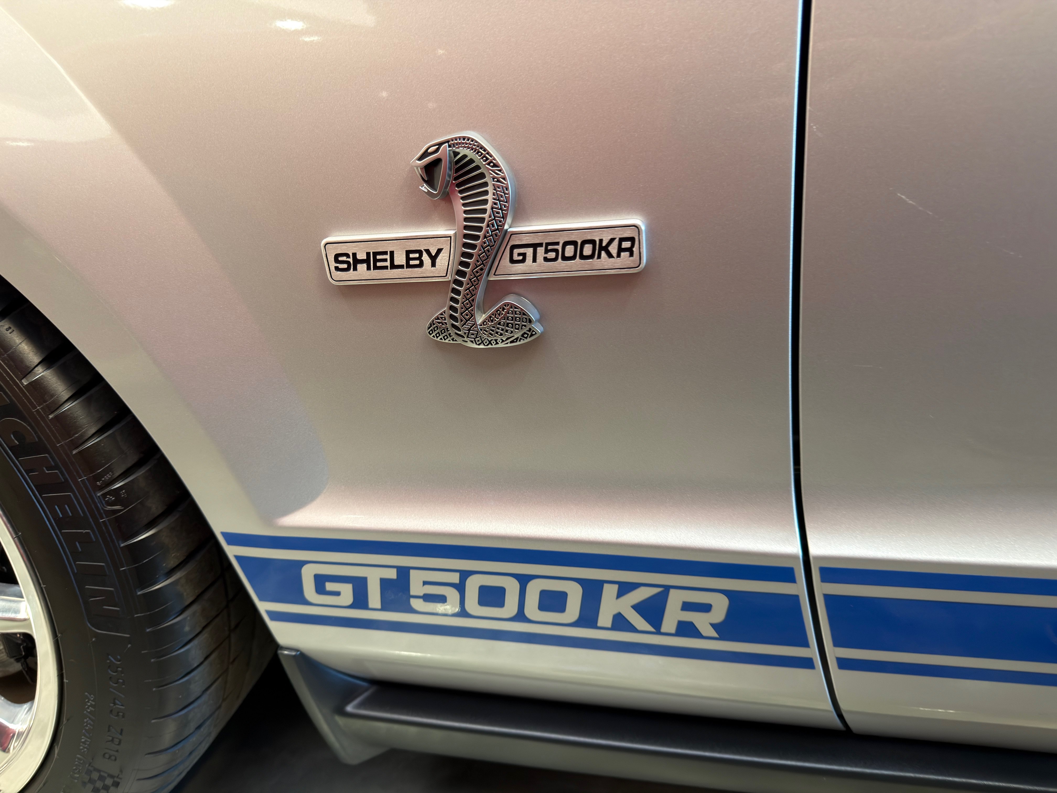 Used 2009 Ford Mustang Shelby GT500 RWD image 30