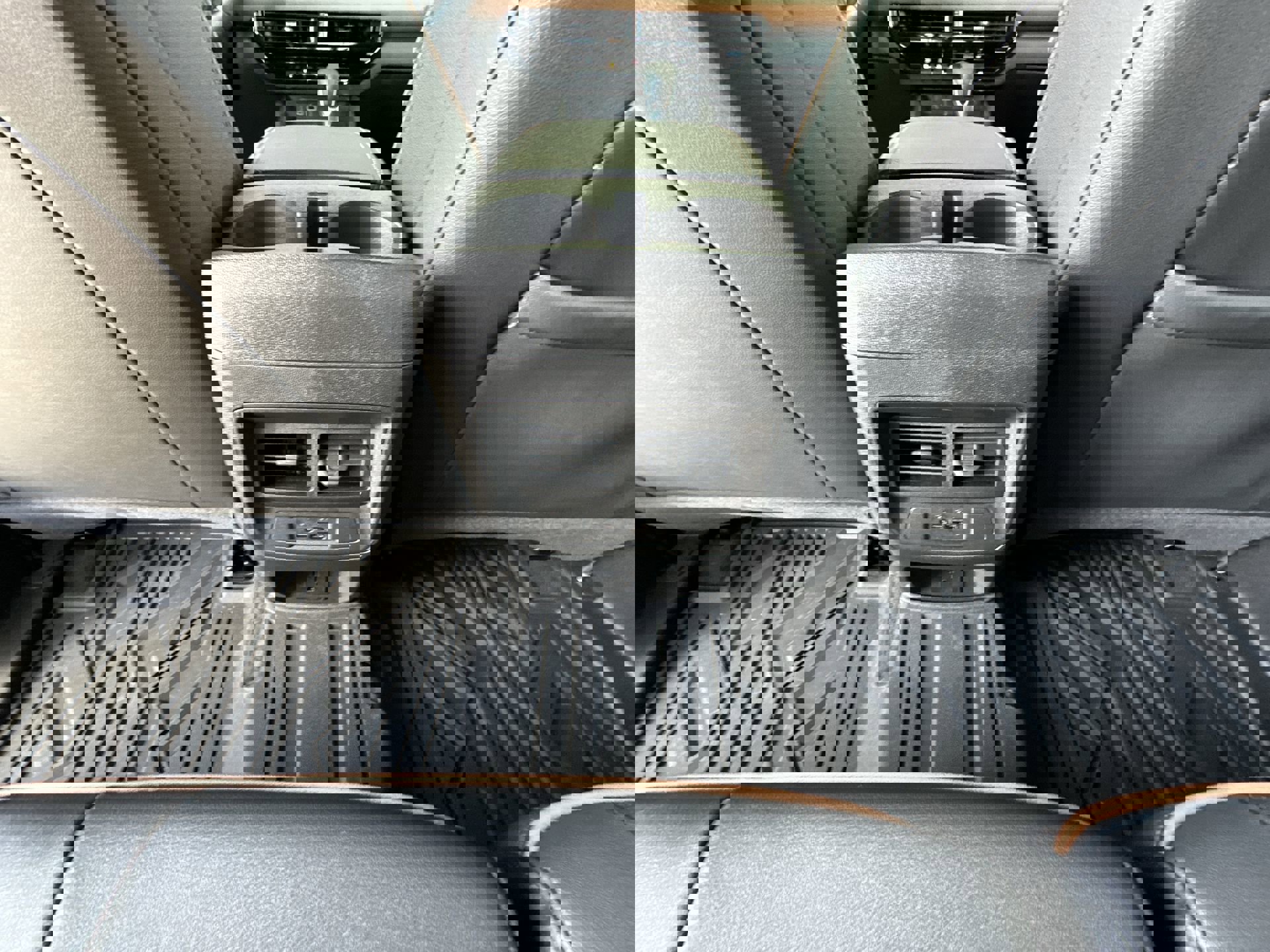 Used 2024 GMC Canyon AT4 w/ Technology Package AWD/4WD image 21