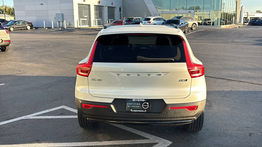 Used 2024 Volvo XC40 B5 Plus w/ Climate Package AWD/4WD image 29