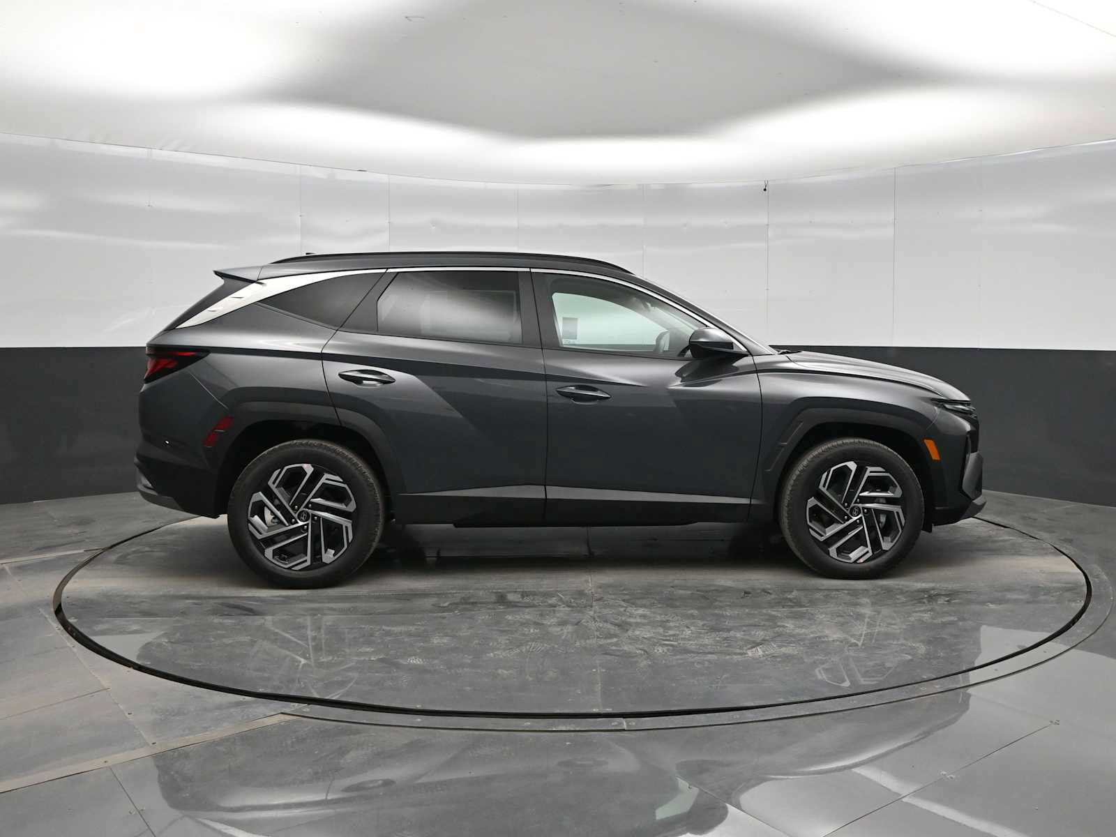 New 2026 Hyundai Tucson SEL Plus AWD/4WD image 9