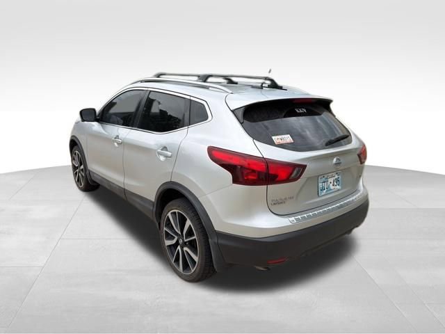 Used 2017 Nissan Rogue Sport SL FWD image 6