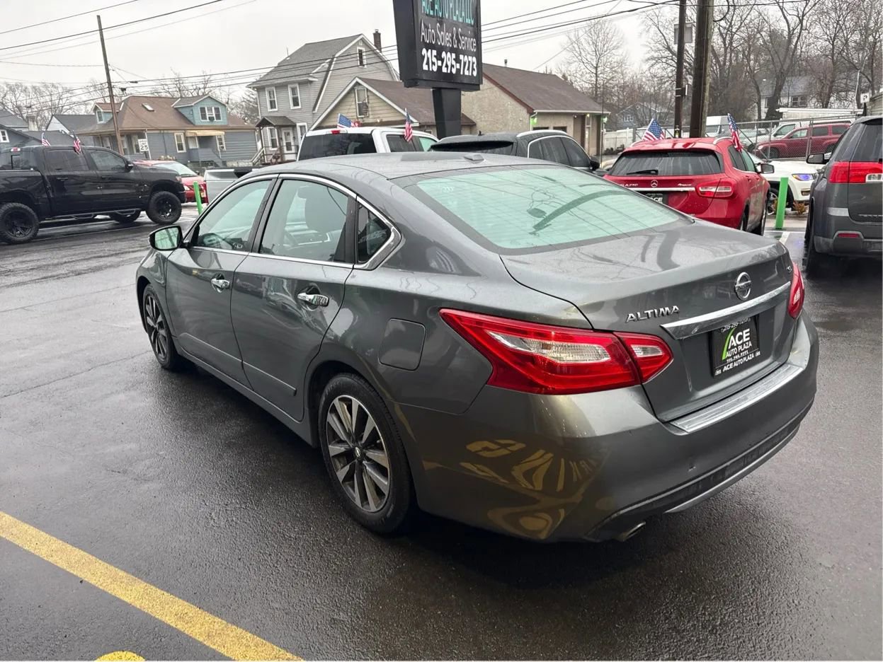 Used 2016 Nissan Altima 2.5 SL w/ 2.5 Technology w/LED Package image 7