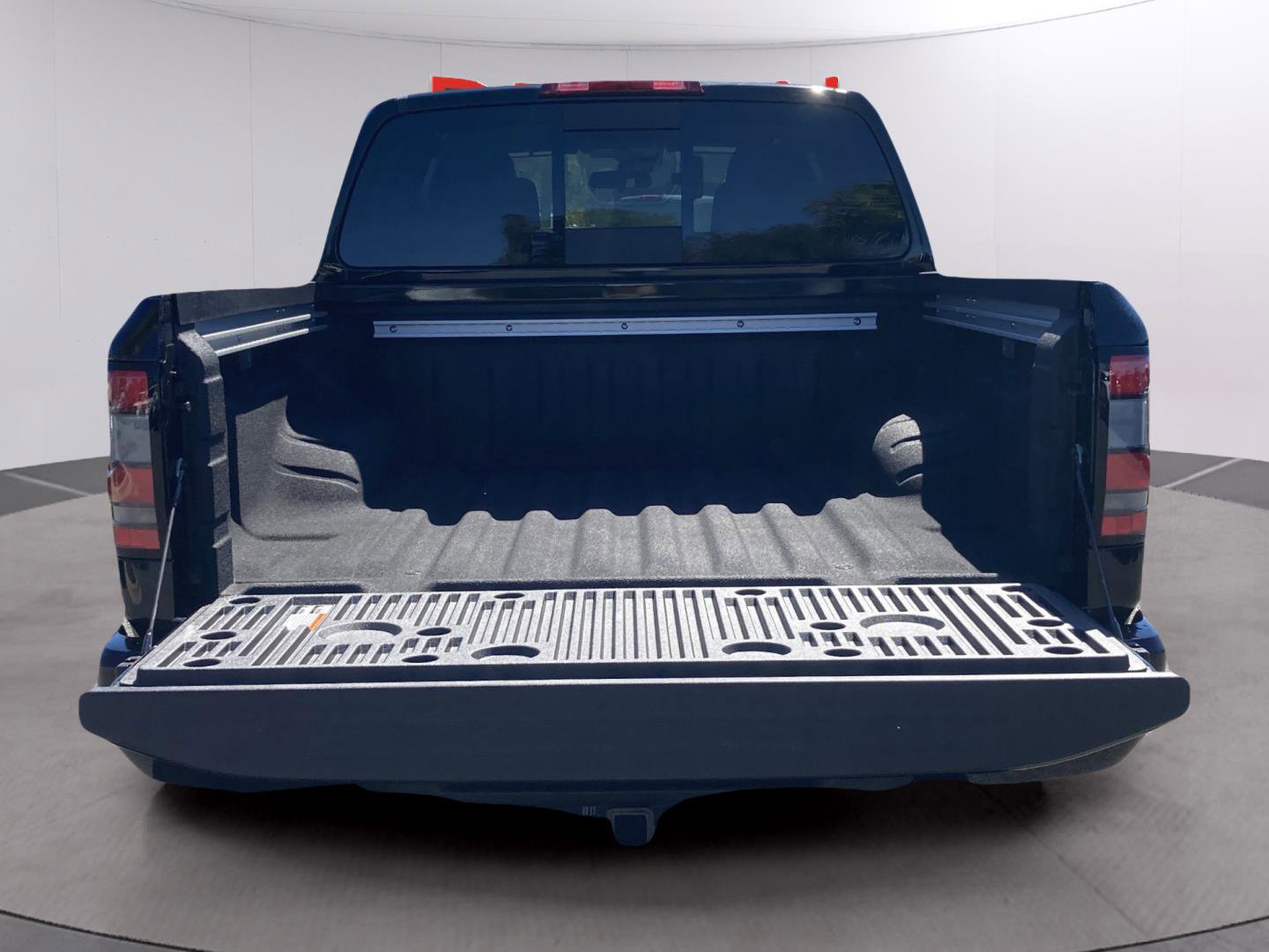 New 2026 Nissan Frontier PRO-4X w/ Pro-4x Convenience Package image 35