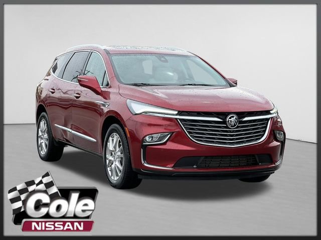 Used 2024 Buick Enclave Essence w/ Experience Buick Package AWD/4WD image 1