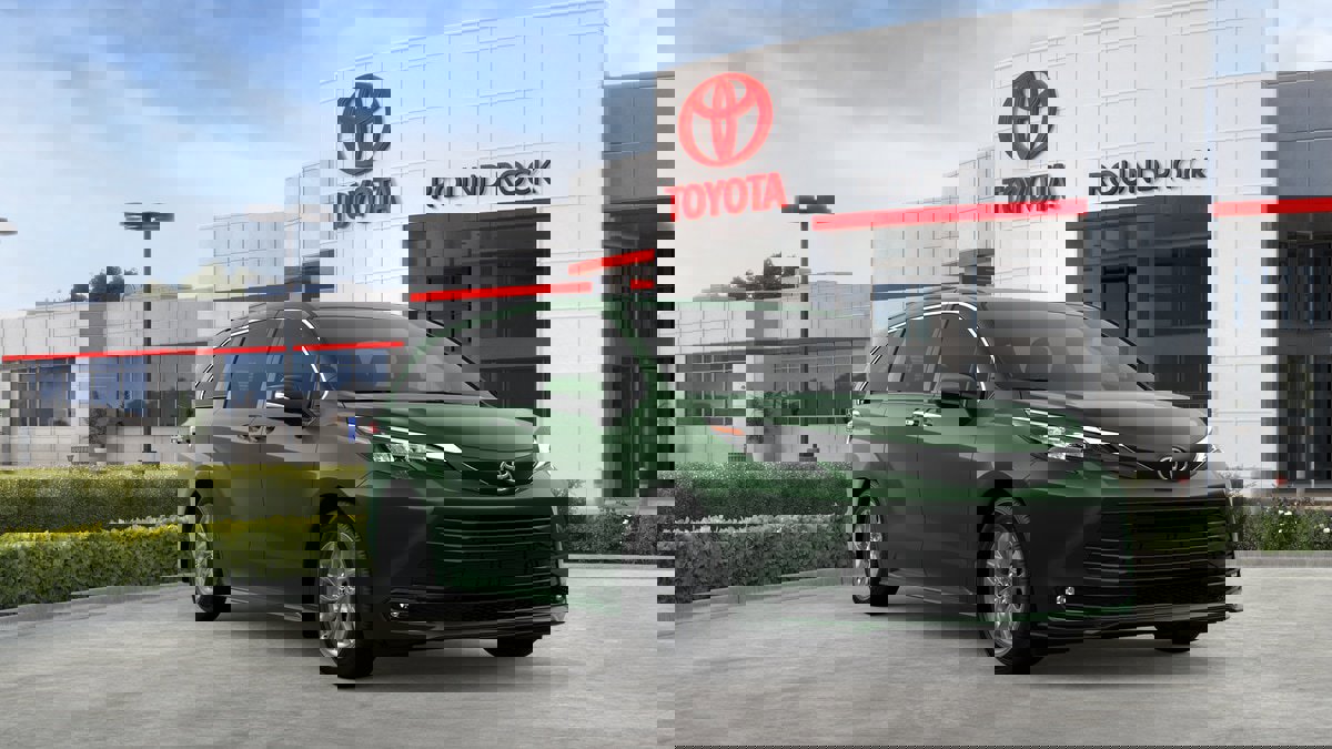 New 2026 Toyota Sienna XLE image 15