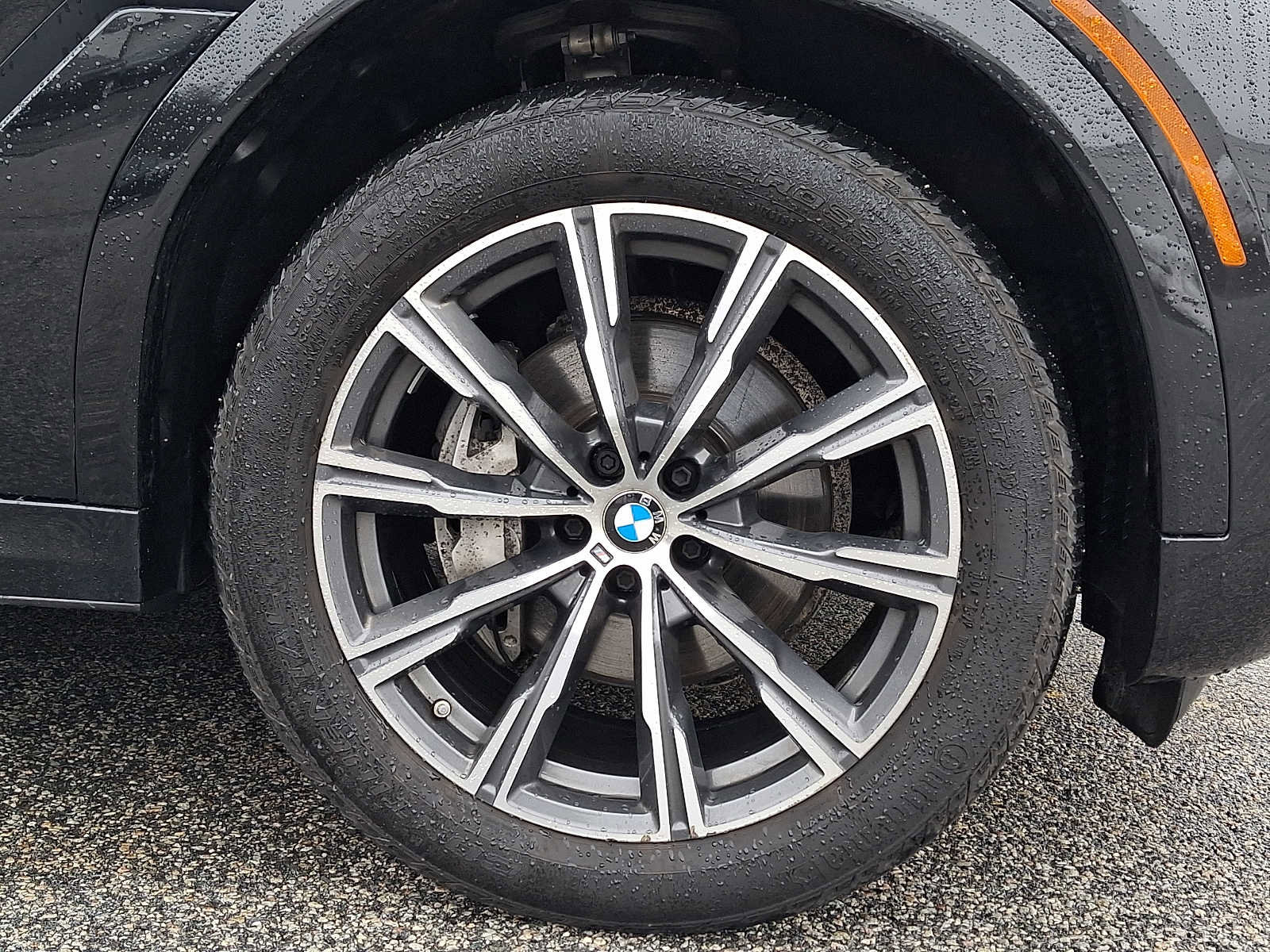 Used 2024 BMW X6 xDrive40i w/ Parking Assistance Package AWD/4WD image 8