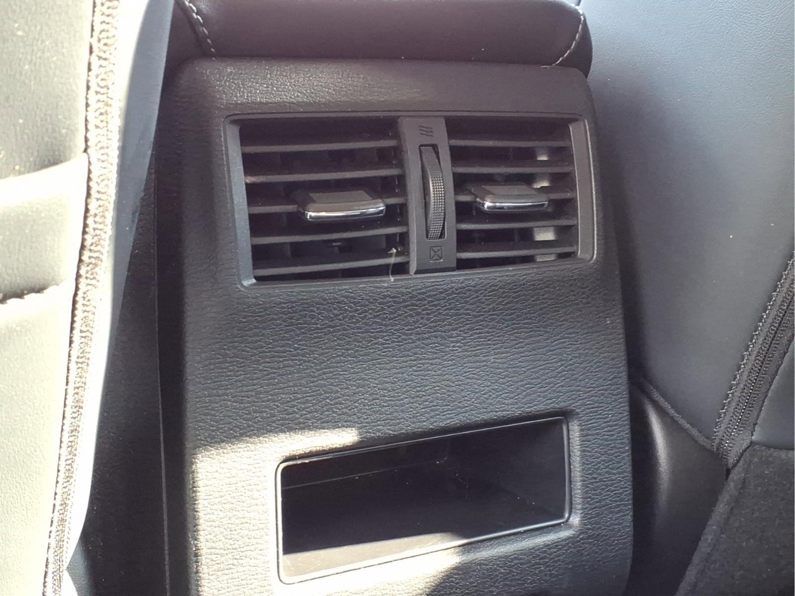 Used 2025 Mitsubishi Outlander SE AWD/4WD image 11
