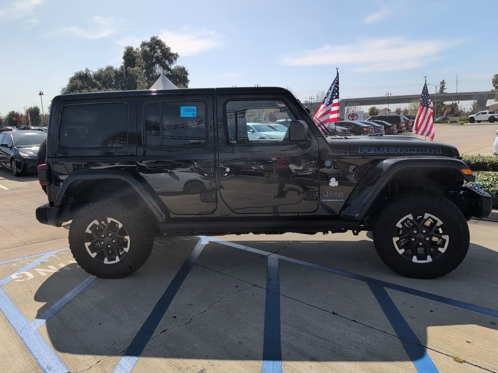 Used 2024 Jeep Wrangler Unlimited Rubicon 4xe image 4