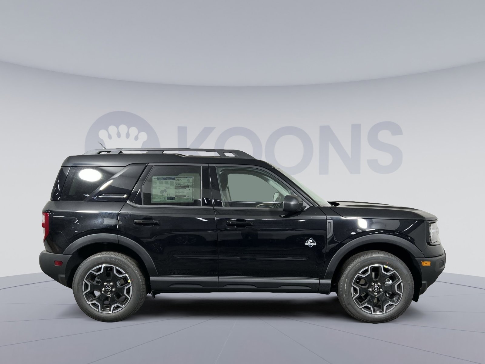 New 2025 Ford Bronco Sport Outer Banks image 8