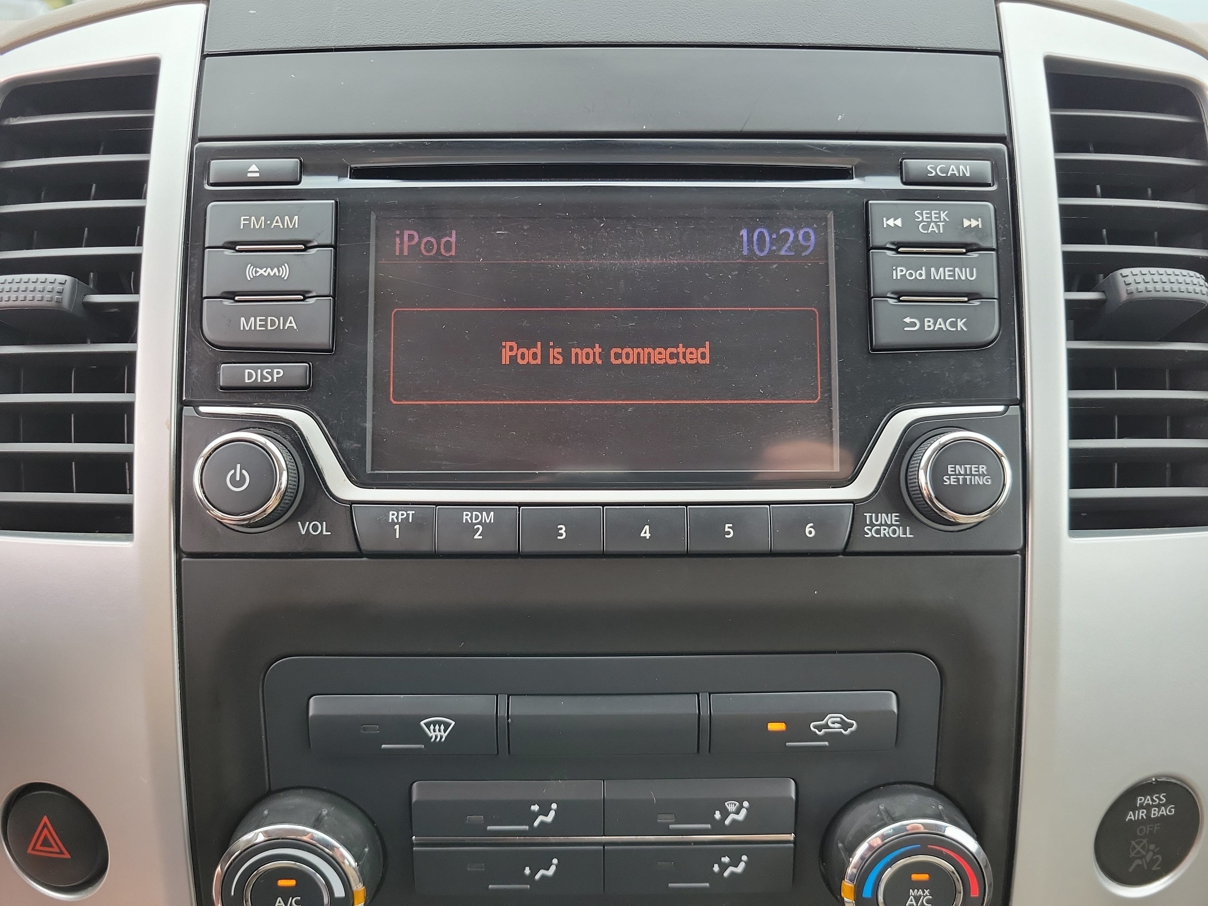 Used 2017 Nissan Frontier SV AWD/4WD image 17