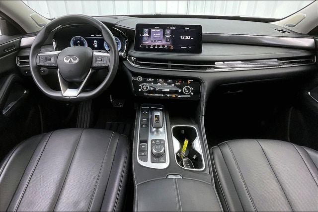 Certified 2025 INFINITI QX60 Luxe w/ Vision Package image 16