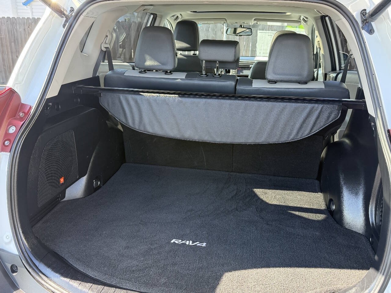 Used 2013 Toyota RAV4 Limited FWD image 19