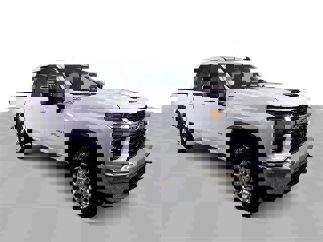 Used 2023 Chevrolet Silverado 2500 LT image 2