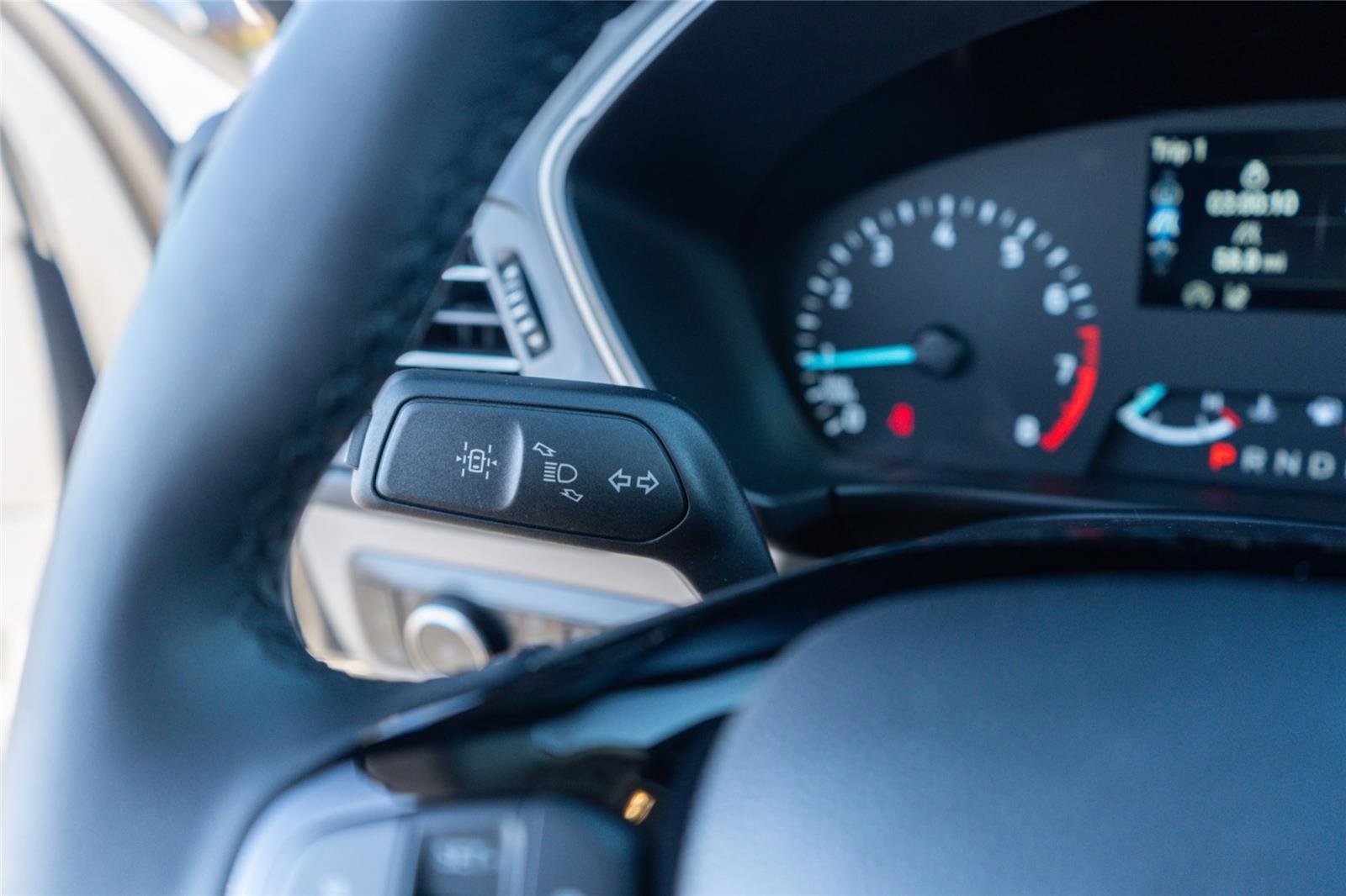 Used 2022 Ford Escape SEL image 15