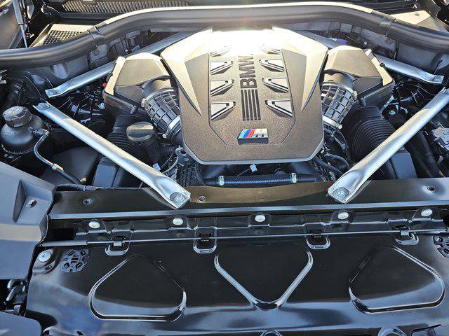 Used 2025 BMW X5 M60i image 32