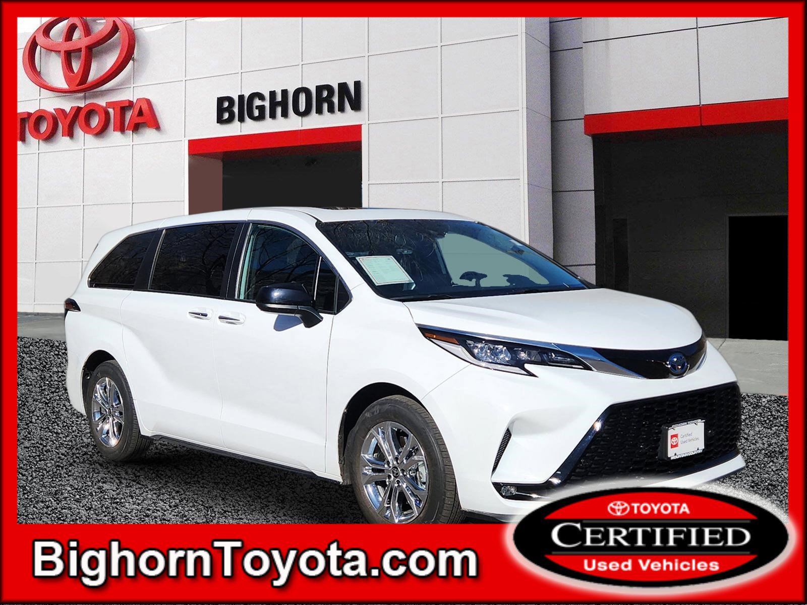 Certified 2022 Toyota Sienna XSE AWD/4WD image 1