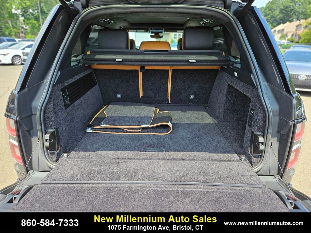 Used 2021 Land Rover Range Rover Long Wheelbase Autobiography image 27