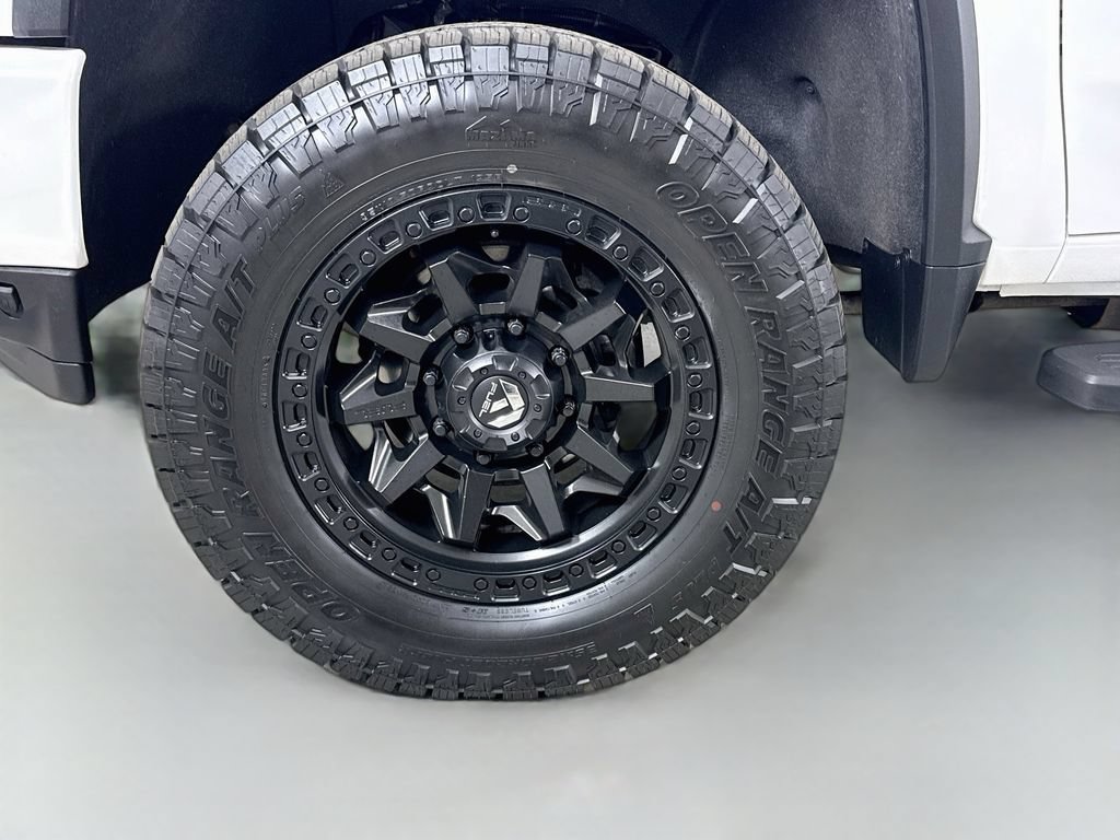 Used 2022 Chevrolet Silverado 3500 High Country w/ Z71 Off-Road Package AWD/4WD image 34