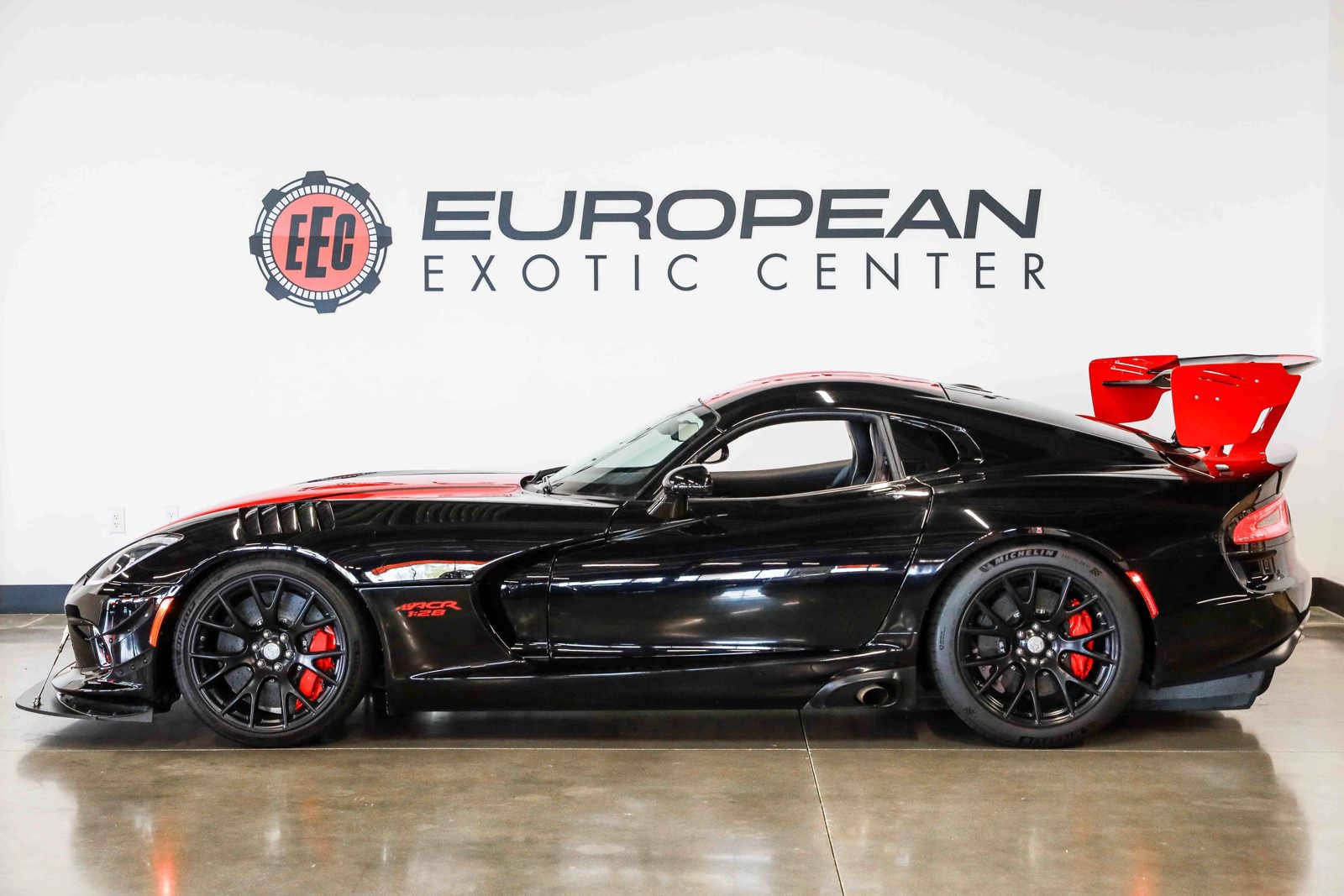 Used 2017 Dodge Viper GTC w/ ACR Package RWD image 7